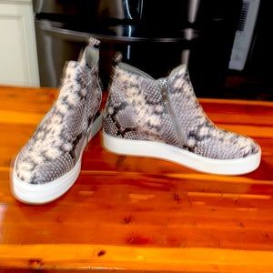Steve Madden High Top Wedge Shoes Size 9.5 M/used!